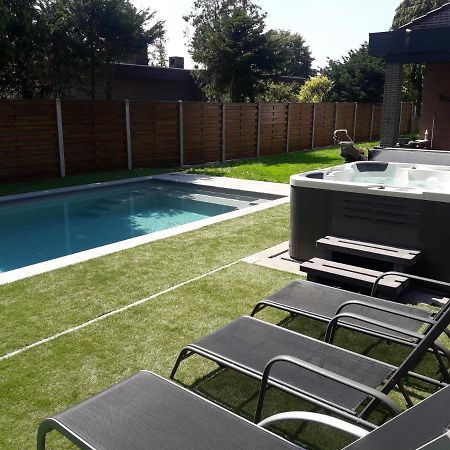 Appartement All In & Zwembad Leopoldsburg Exterior foto